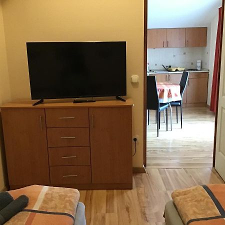 Dravecz Apartman Balatonlelle Εξωτερικό φωτογραφία