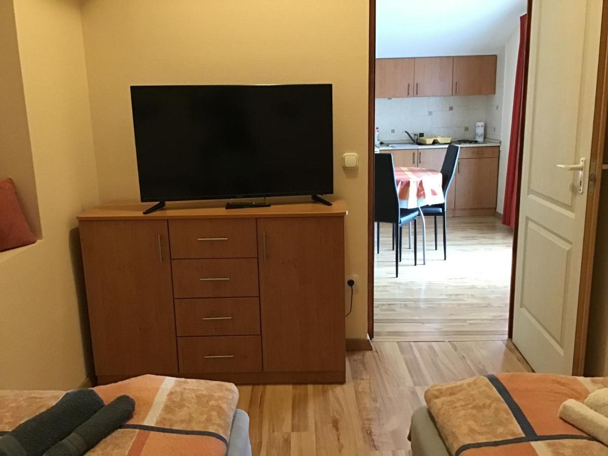 Dravecz Apartman Balatonlelle Εξωτερικό φωτογραφία