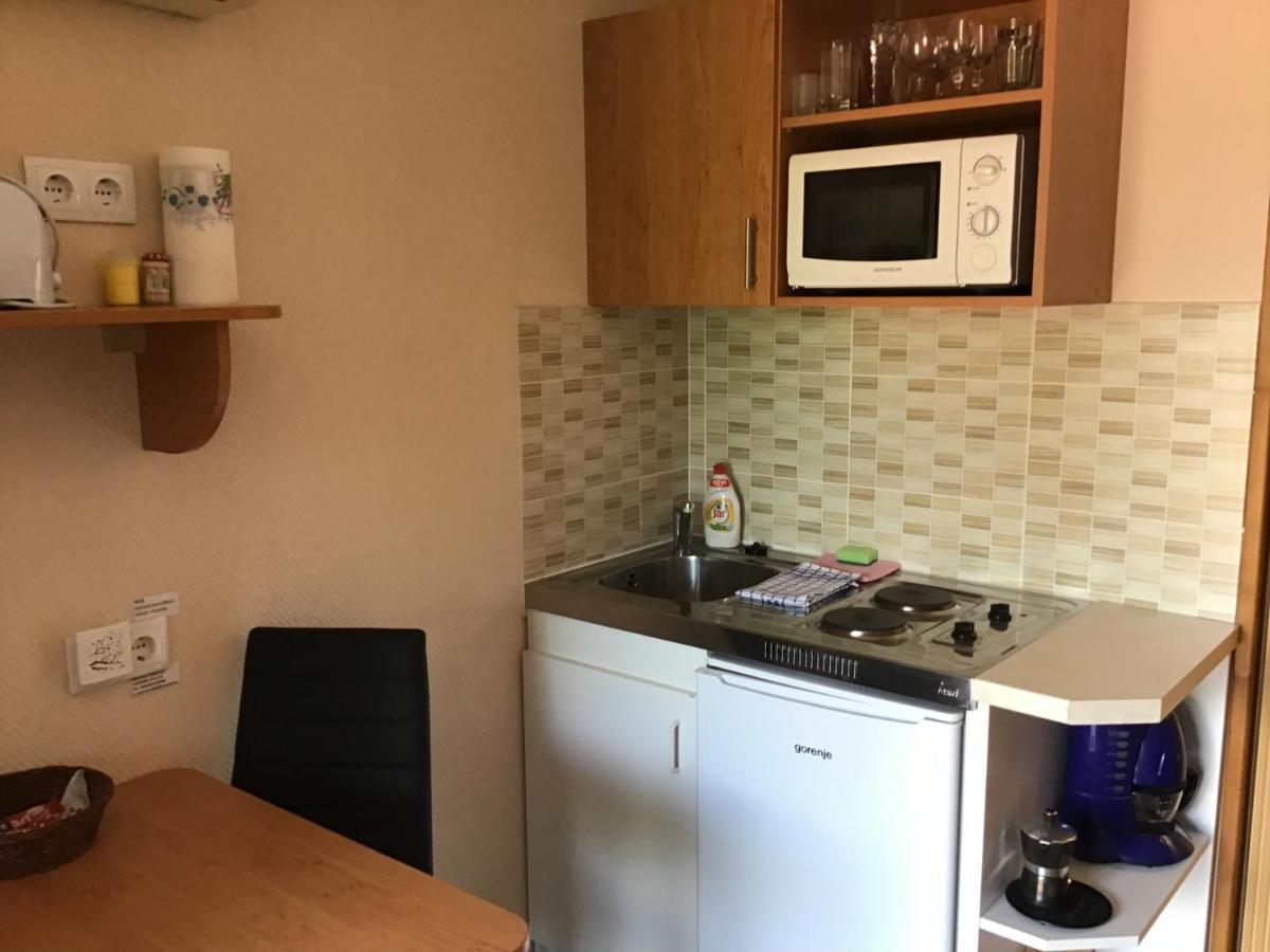 Dravecz Apartman Balatonlelle Εξωτερικό φωτογραφία