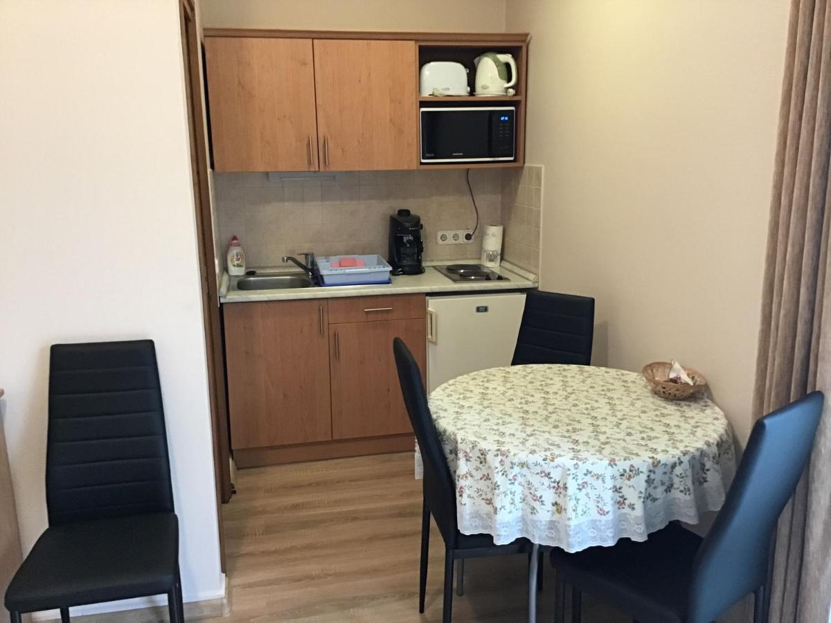 Dravecz Apartman Balatonlelle Εξωτερικό φωτογραφία
