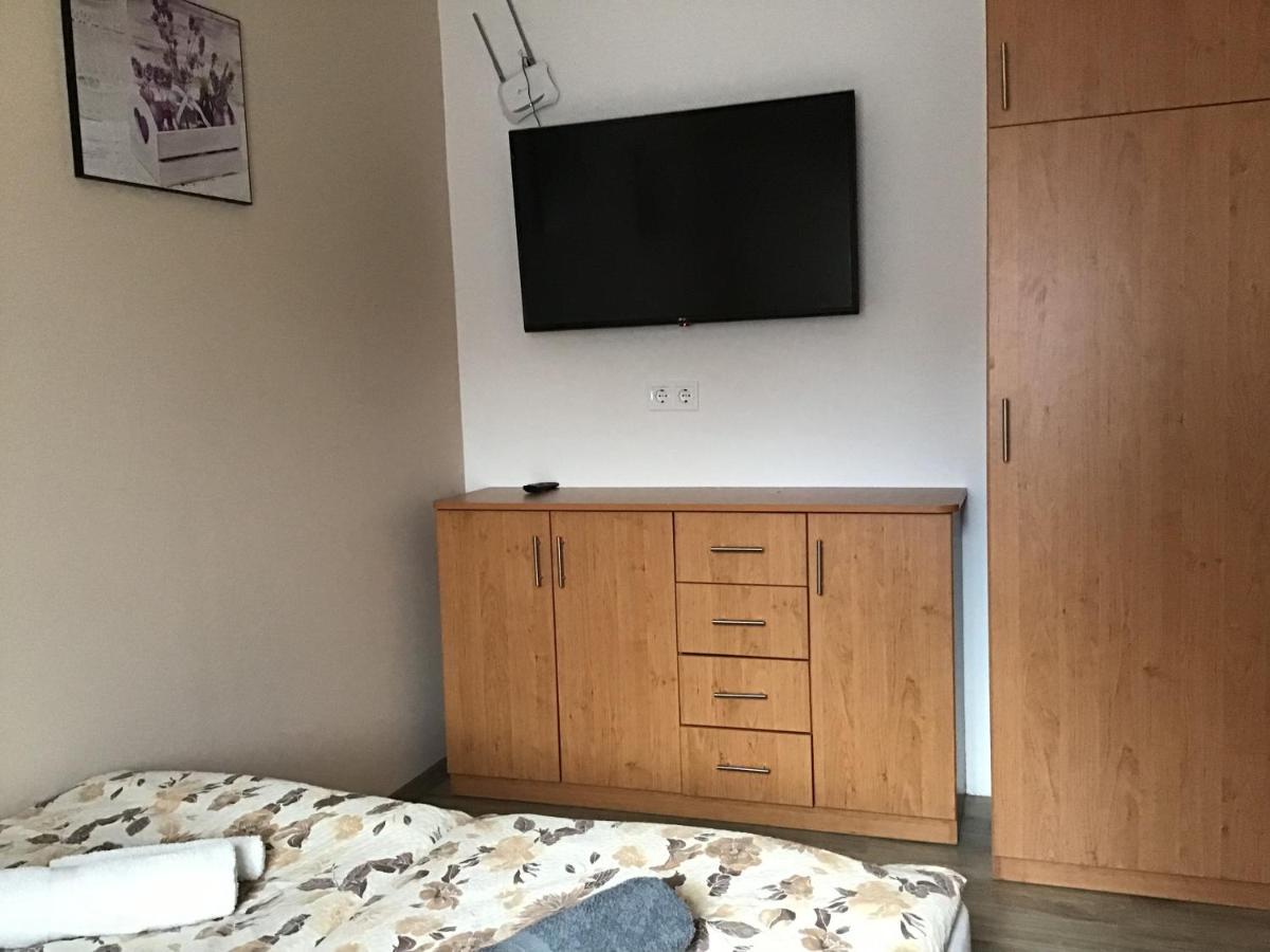 Dravecz Apartman Balatonlelle Εξωτερικό φωτογραφία