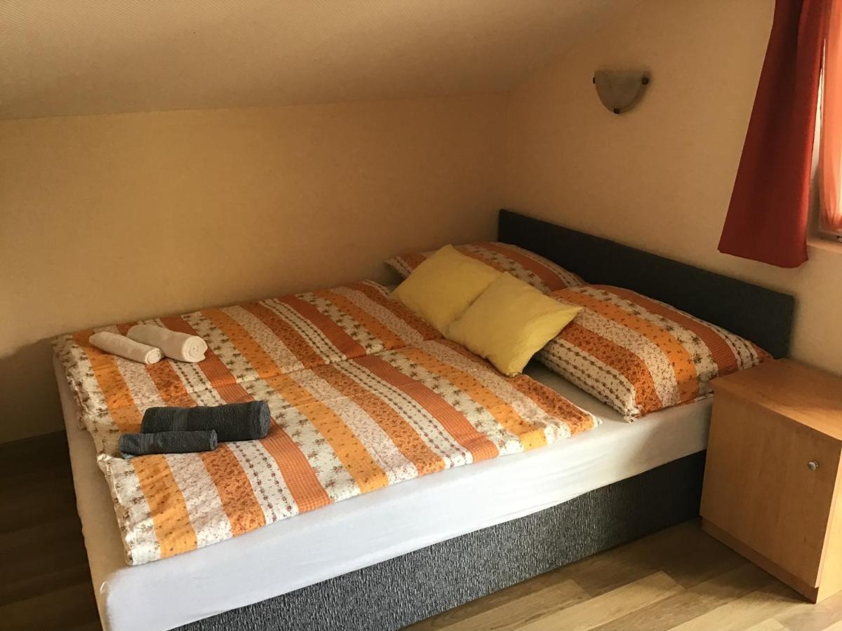 Dravecz Apartman Balatonlelle Εξωτερικό φωτογραφία