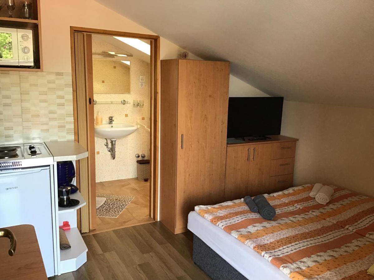 Dravecz Apartman Balatonlelle Εξωτερικό φωτογραφία