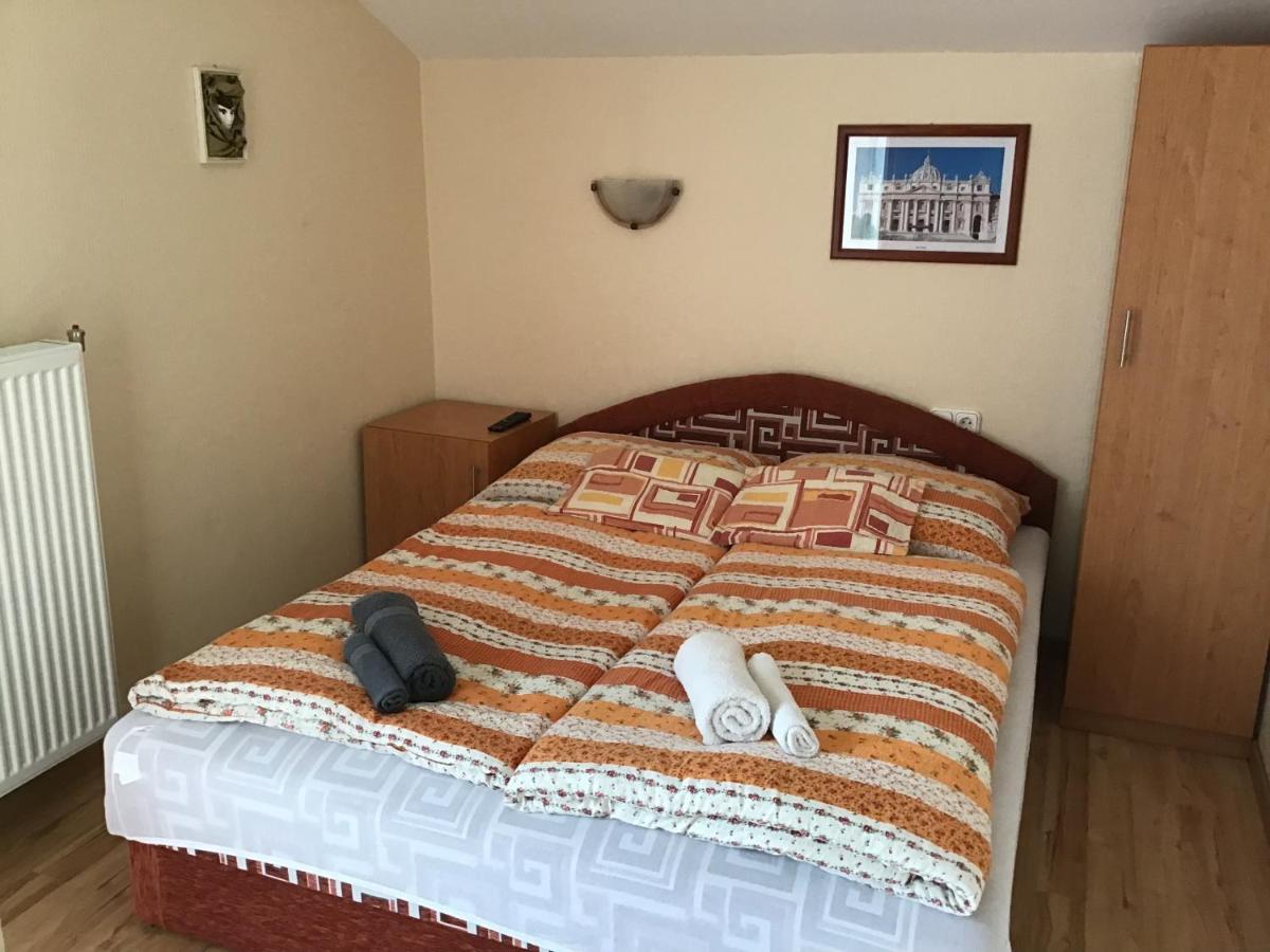 Dravecz Apartman Balatonlelle Εξωτερικό φωτογραφία